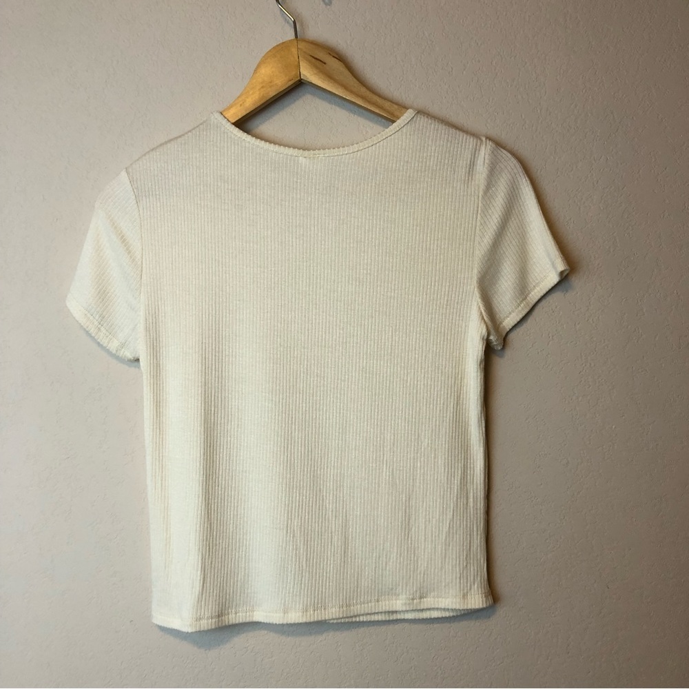 New Women top Size L .